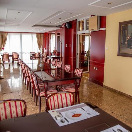 Hotel Integra Doboj Luaran gambar