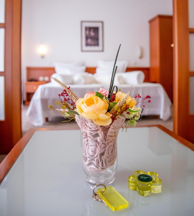 Hotel Integra Doboj Luaran gambar