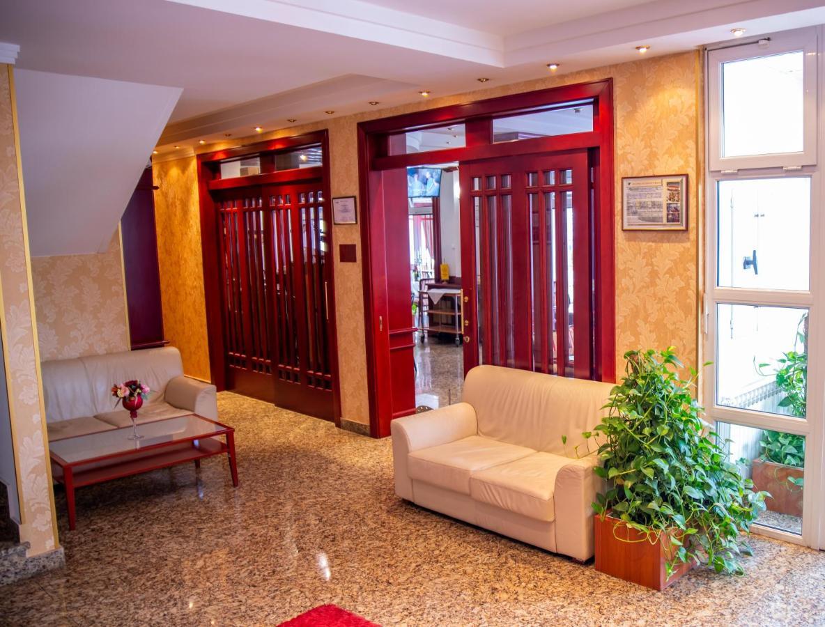 Hotel Integra Doboj Luaran gambar